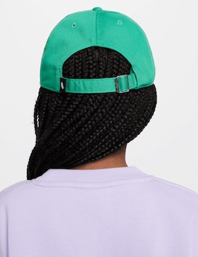 Gorra con visera curva hebilla para entrenamiento Nike infantil