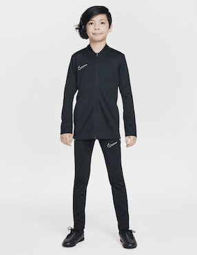 Conjunto deportivo Nike para niño
