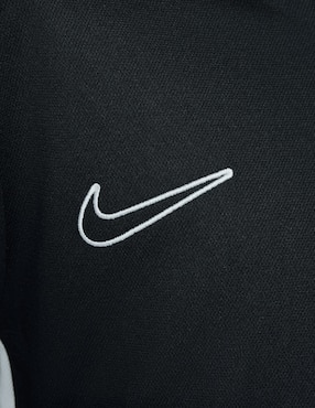 Conjunto deportivo Nike para niño