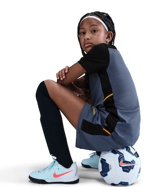 Playera deportiva para fútbol Nike para niño