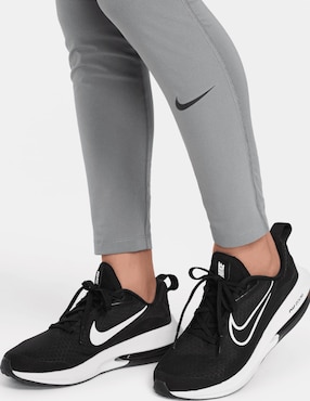 Malla Nike compresión baja para niño