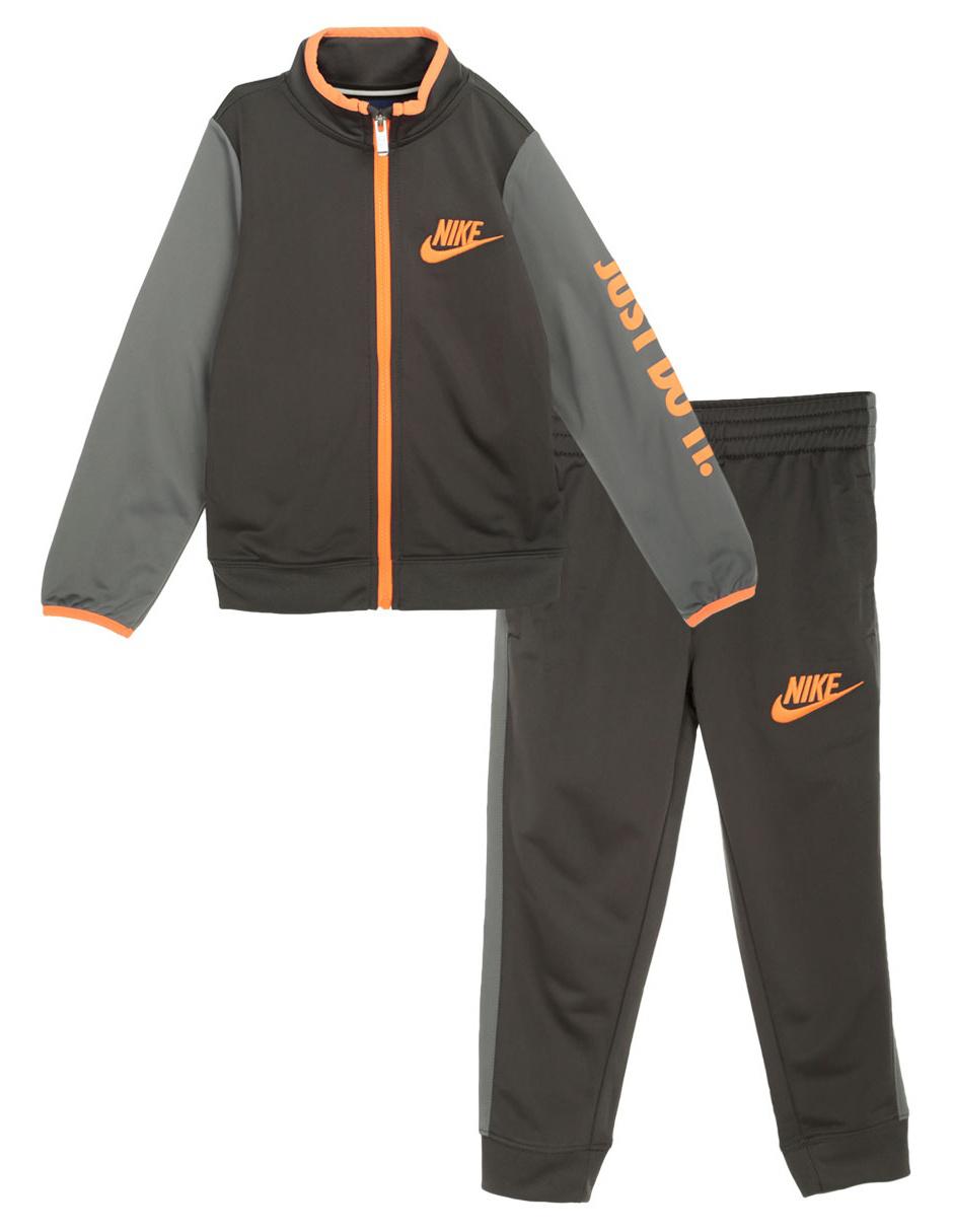 conjunto deportivo nike niños