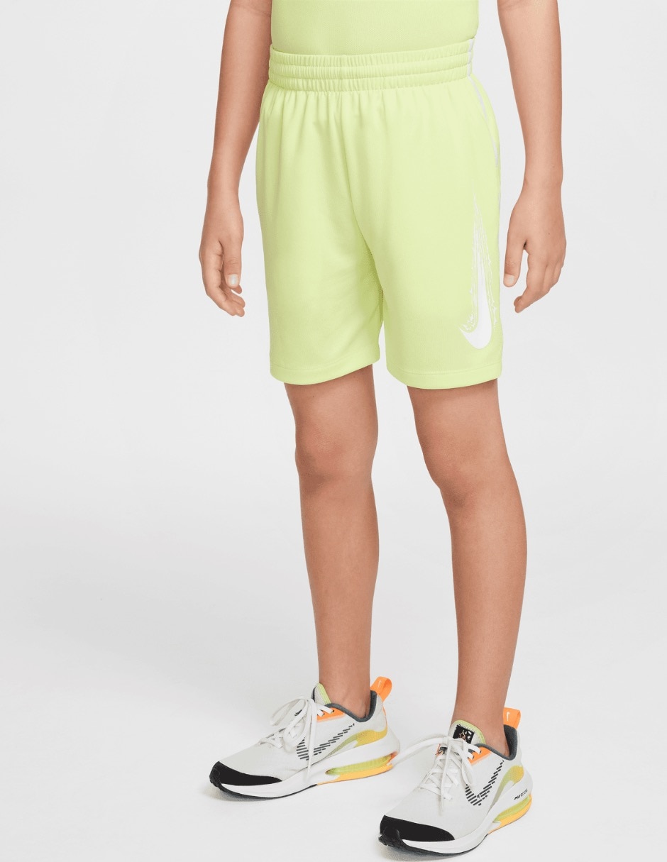 short nike con bolsillos