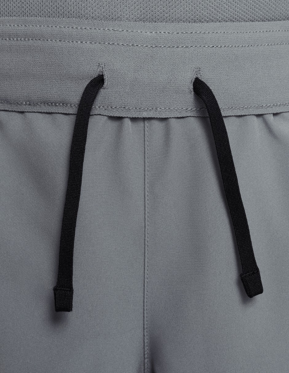 Short con bolsillos Dri-Fit Challenger para entrenamiento niño 4