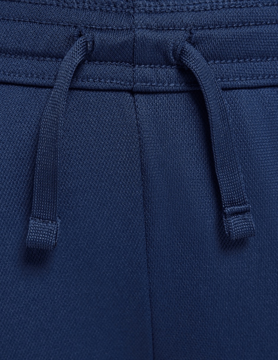 Conjunto deportivo para niña 11