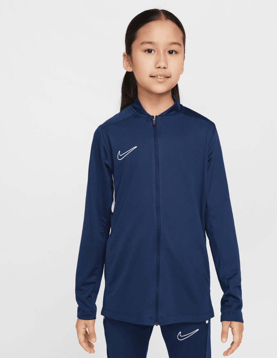 Conjunto deportivo para niña 4