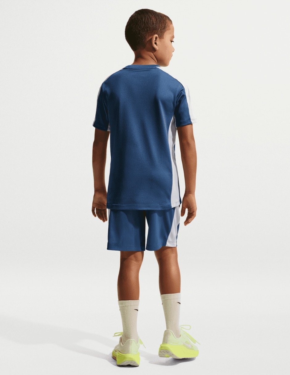 Playera deportiva para entrenamiento Nike Trophy23 para niño 2