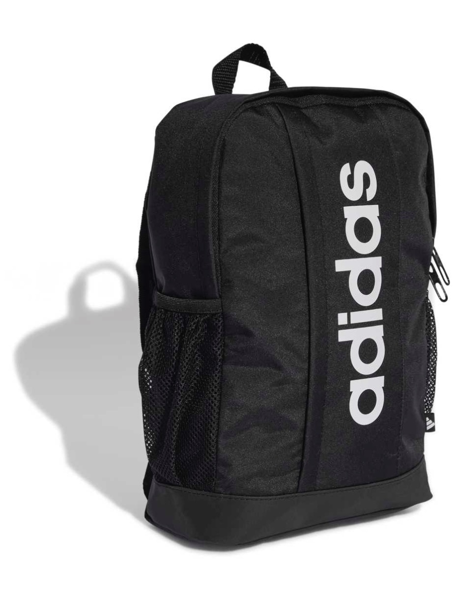 Mochila deportiva para niño 8
